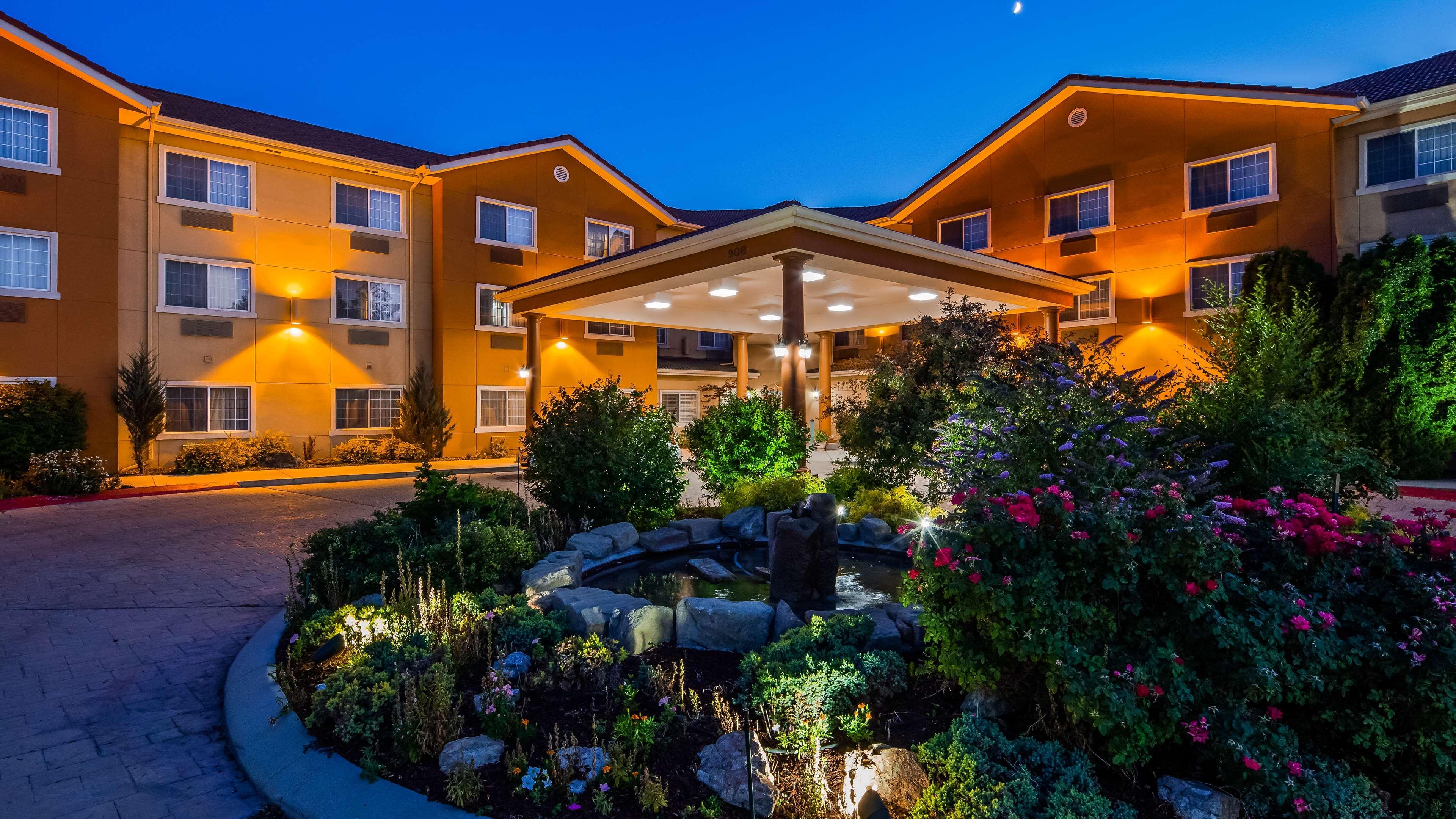 Best Western Plus Caldwell Inn & Suites Bagian luar foto