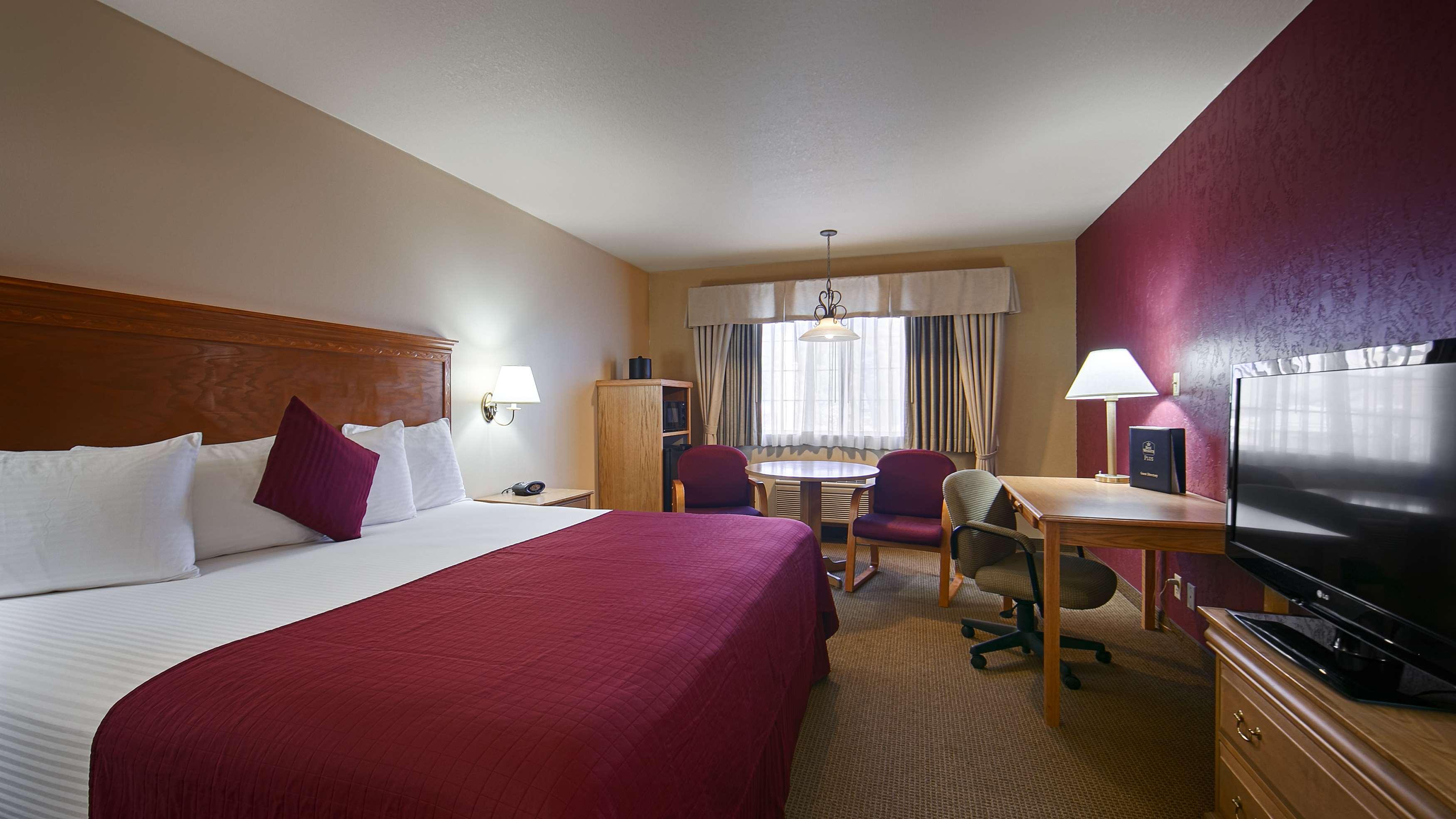 Best Western Plus Caldwell Inn & Suites Bagian luar foto