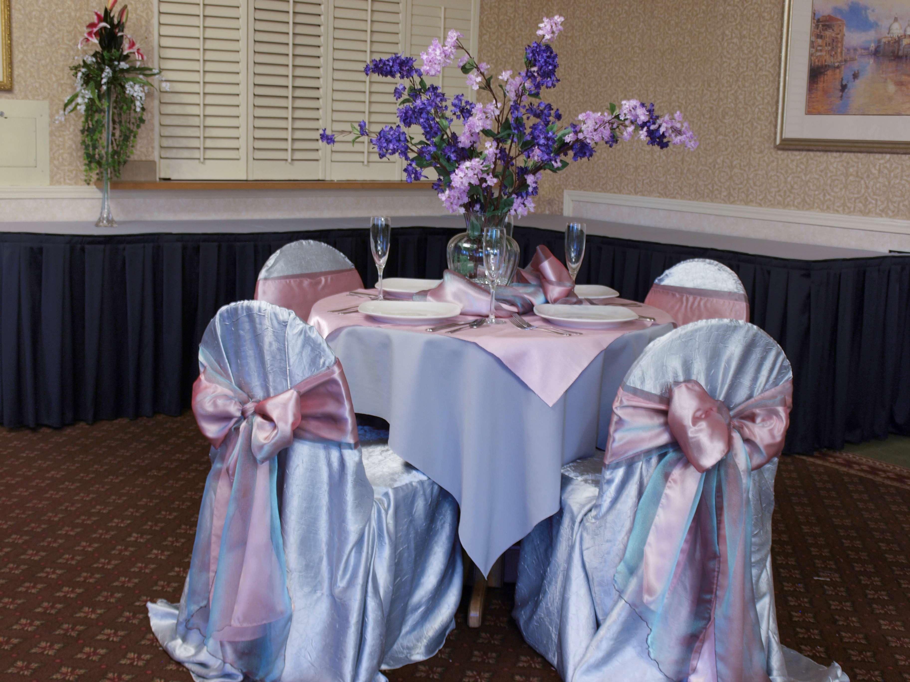 Best Western Plus Caldwell Inn & Suites Bagian luar foto