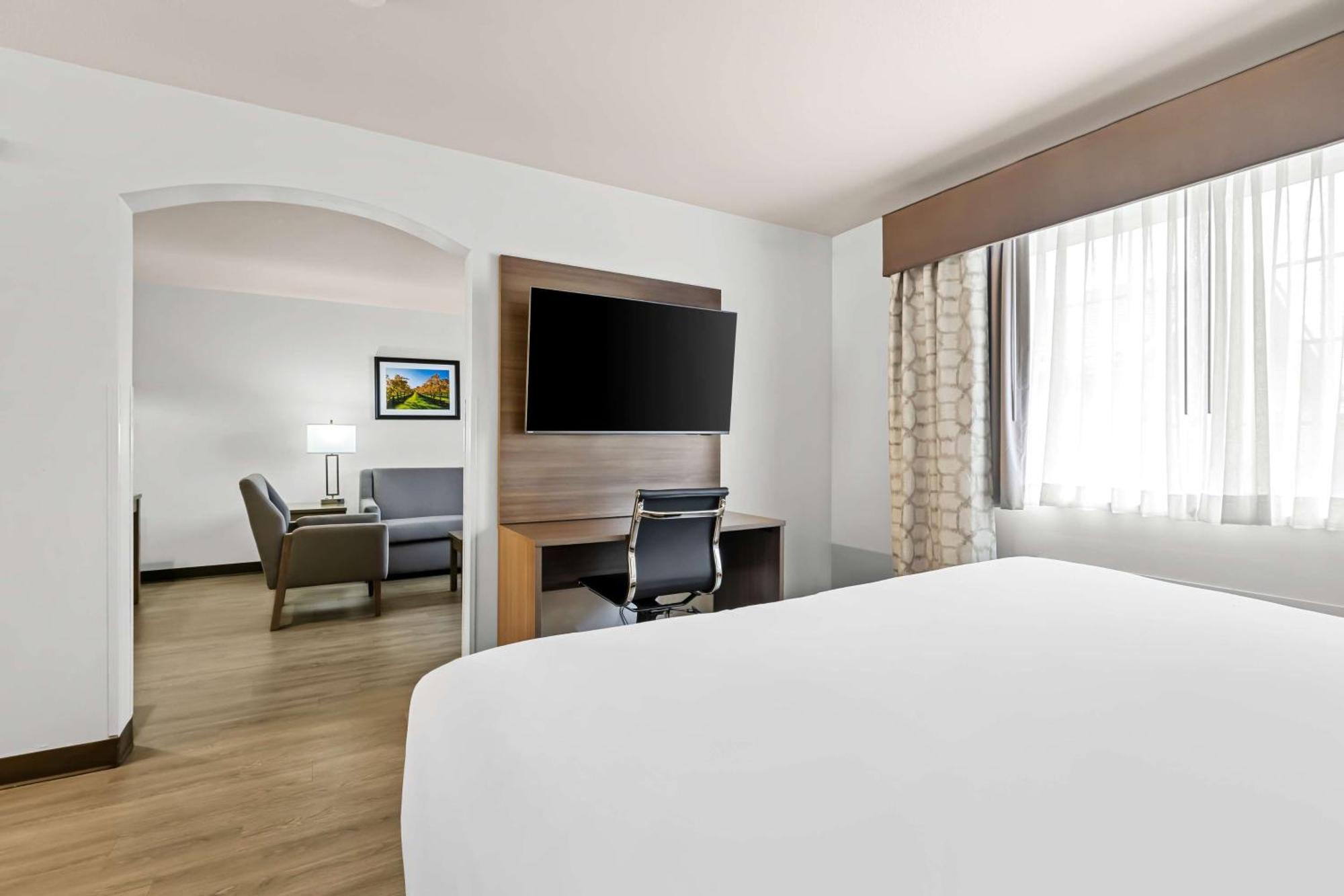 Best Western Plus Caldwell Inn & Suites Bagian luar foto