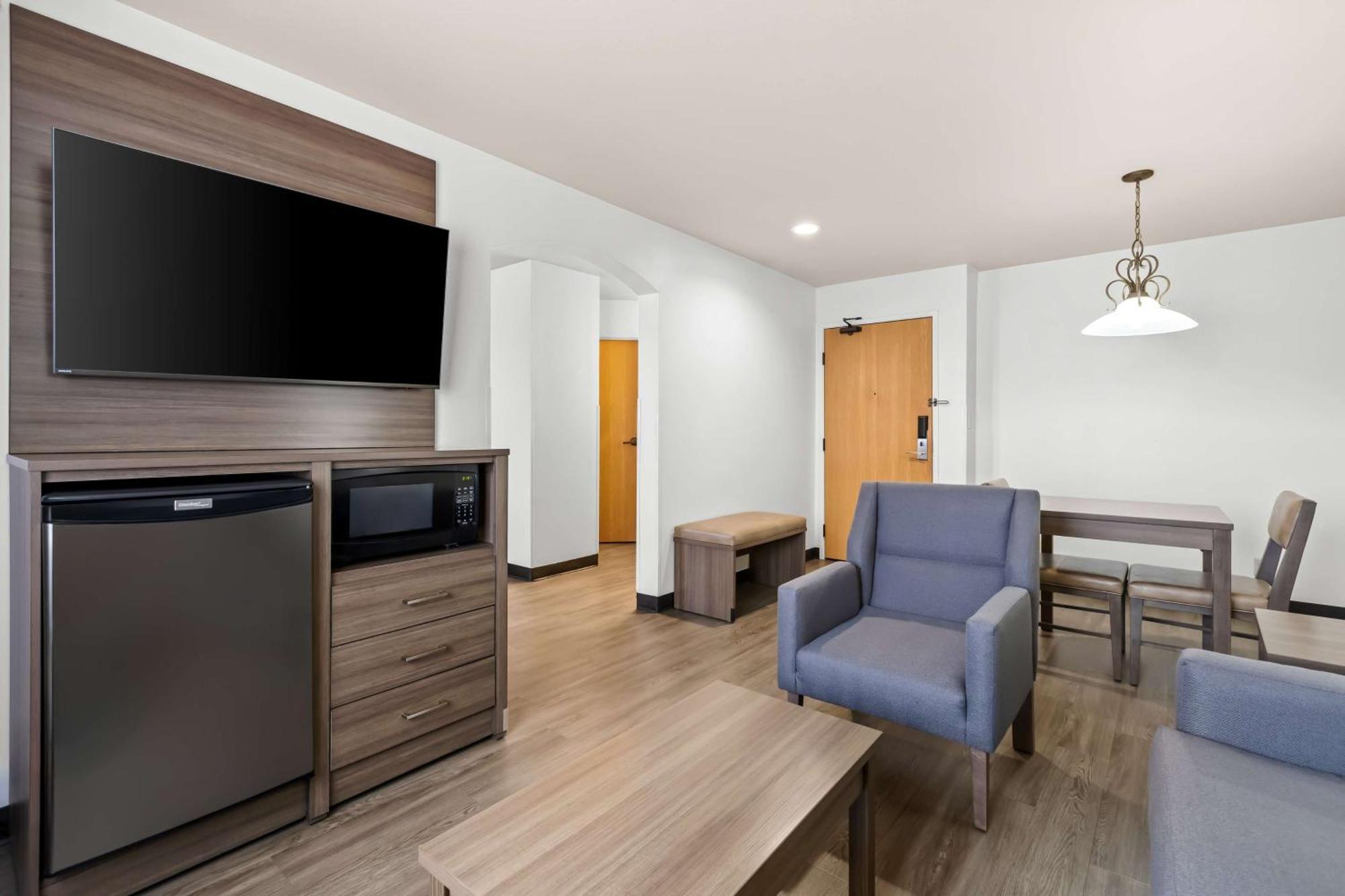 Best Western Plus Caldwell Inn & Suites Bagian luar foto
